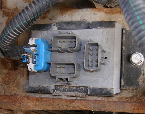 junction box 2006 silverado diagram|2005 silverado tail light junction pinout.